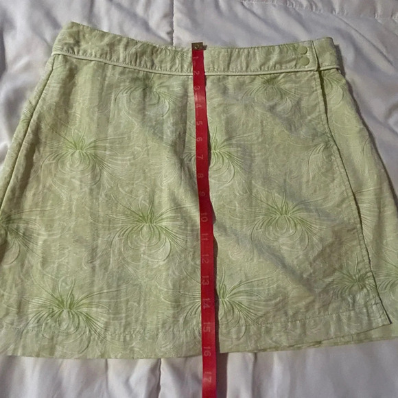 Patagonia Button Out Boardie Skort set 6 Cornelia Meadow Green - Picture 8 of 15